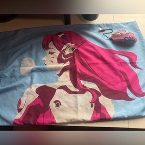 Overwatch D.Va pillowcase and PC mouse